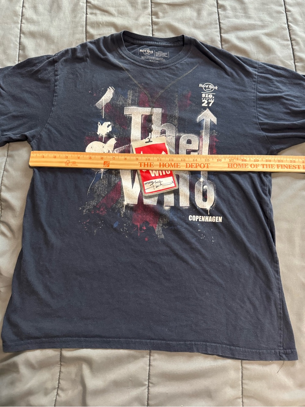 Hard Rock Cafe Copenhagen "The Who" Sig Series Tee L - Picture 5 of 8